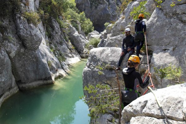 1-Canyoning-en-famille-au-Verdon-Coq-c_-10