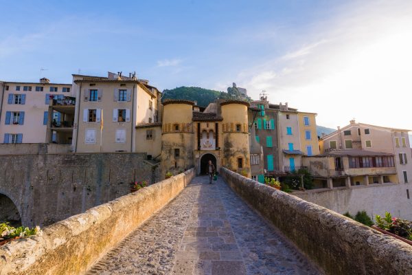 entrevaux-village-verneuil