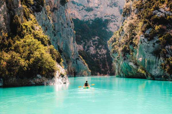 moustiers-sainte-marie-canoe-verdon