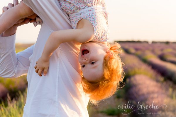 seance-photo-famille-lavande-valensole-aix-marseille-20-sur-45